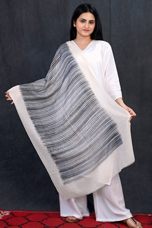 Fine Wool Brush Print Stole – Ivory with Monochrome Brush Gradient