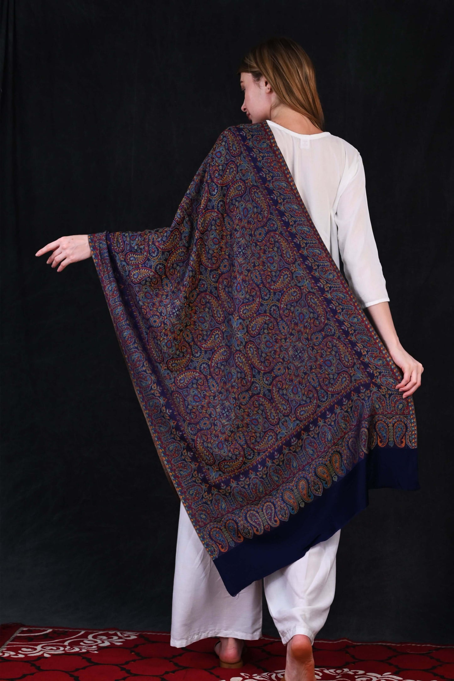 Midnight Regal – Modal Jamawar Stole with Heritage Paisley Weave