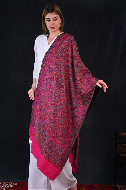 Fuchsia Grace – Modal Jamawar Stole with Classic Paisley Motifs