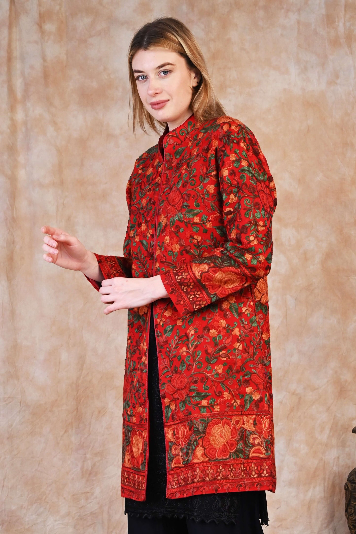 Ari Jama Jacket – Crimson Blossom