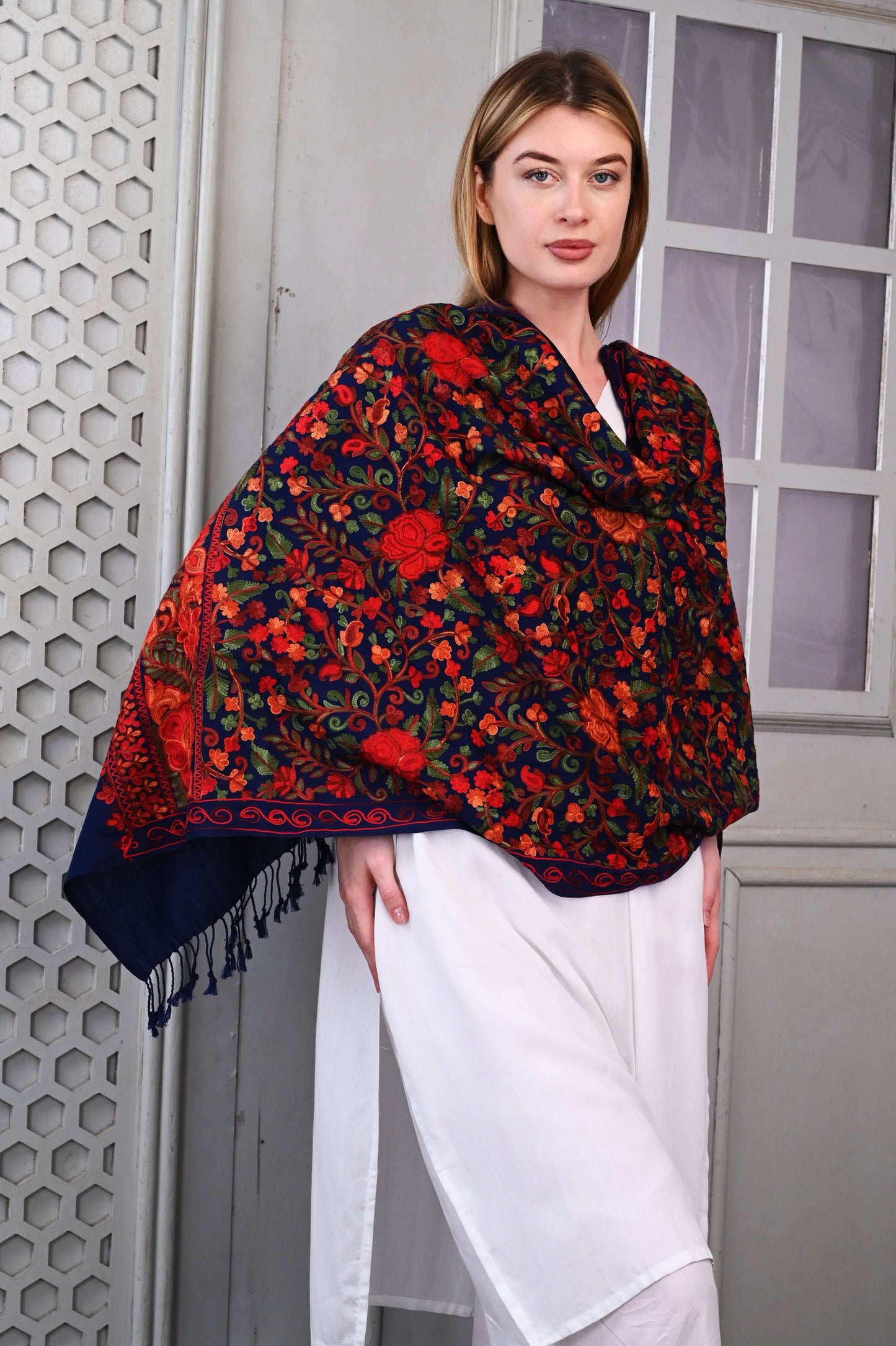 Aari Jama Embroidered Wool Stole – Midnight Blue with Multicolor Floral Threadwork