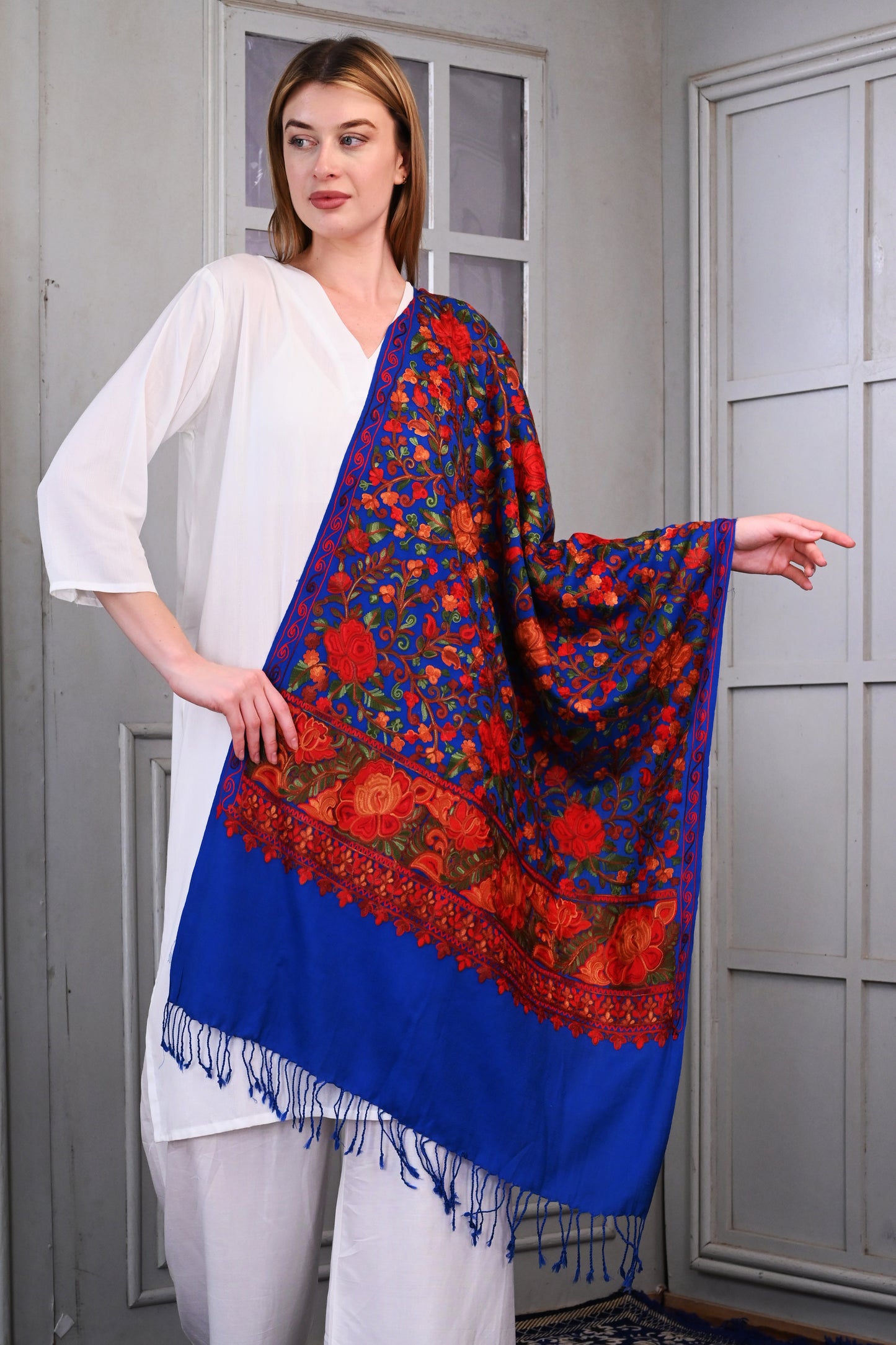 Aari Jama Embroidered Stole – Royal Blue Elegance with Rich Multicolor Florals