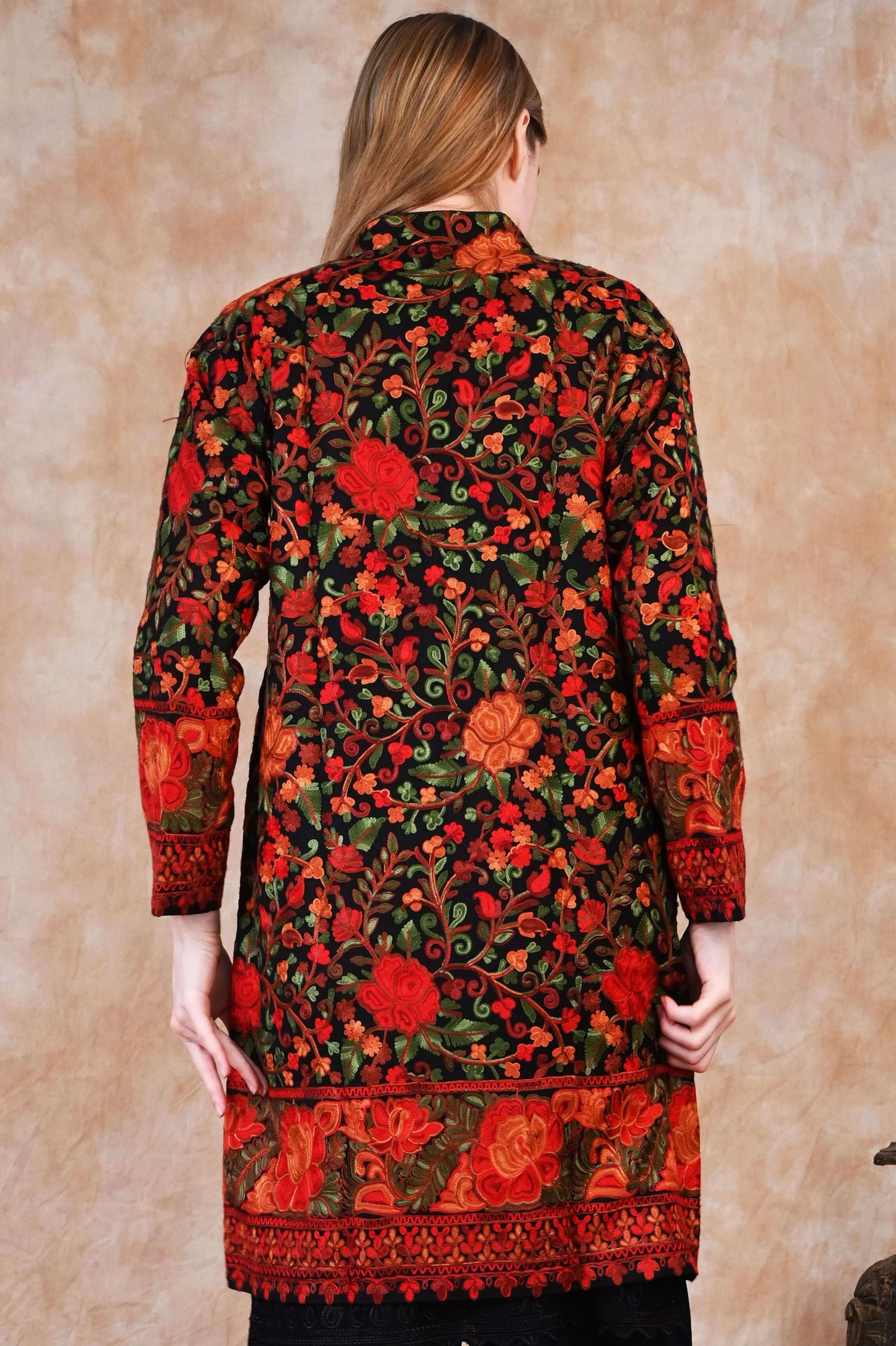 Ari Jama Jacket – Midnight Bloom