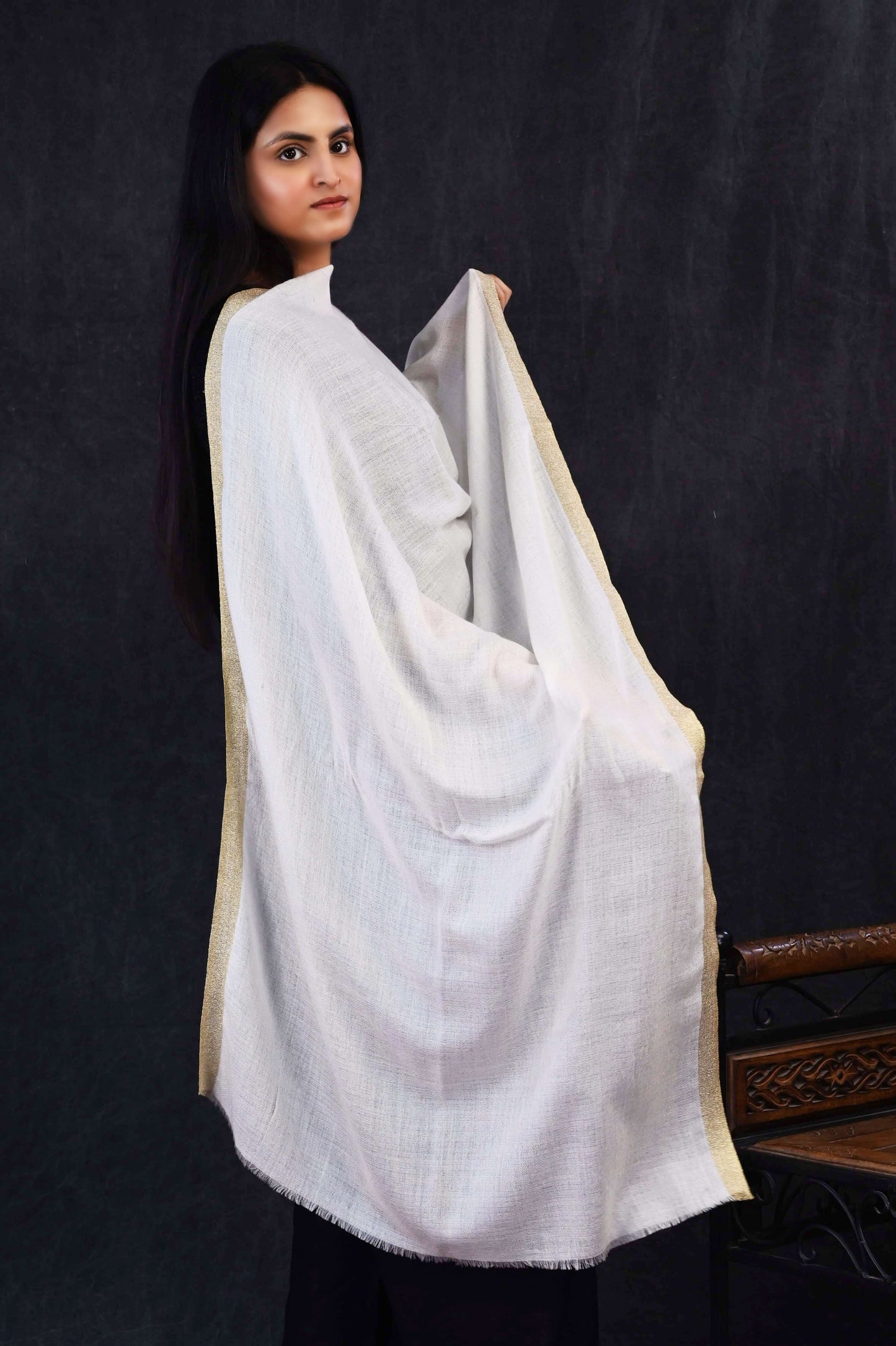 Ivory Elegance Fine Wool Stole with Golden Zari Border