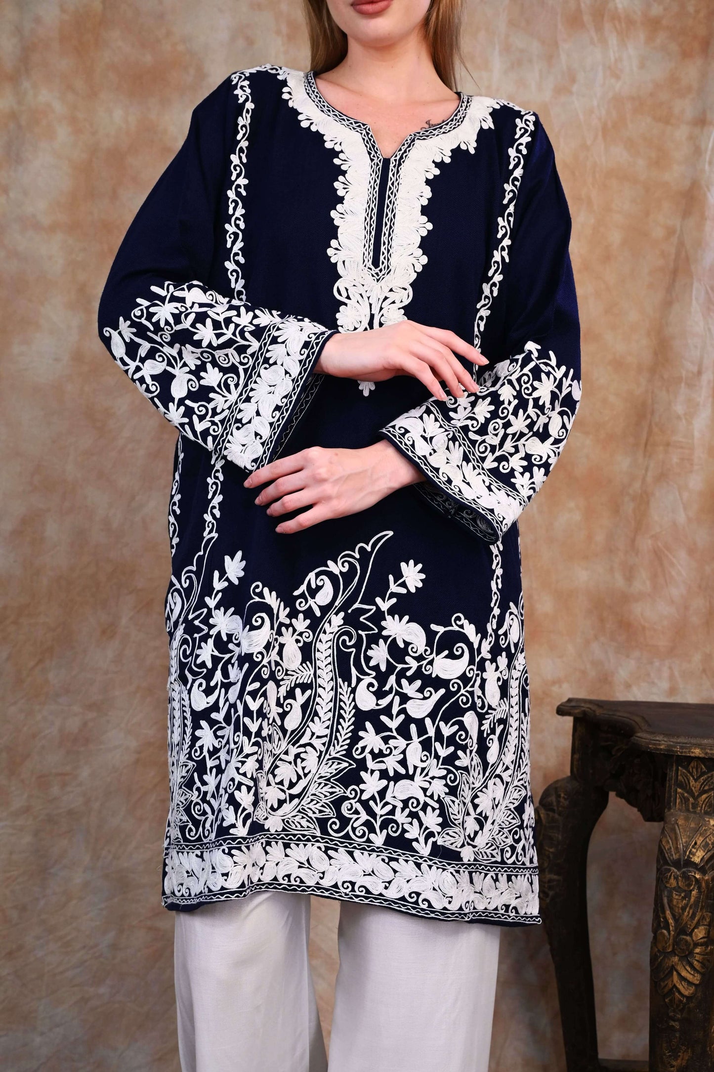 Kashmiri Woolen Phiran – Midnight Blue with Ivory Tilla Embroidery