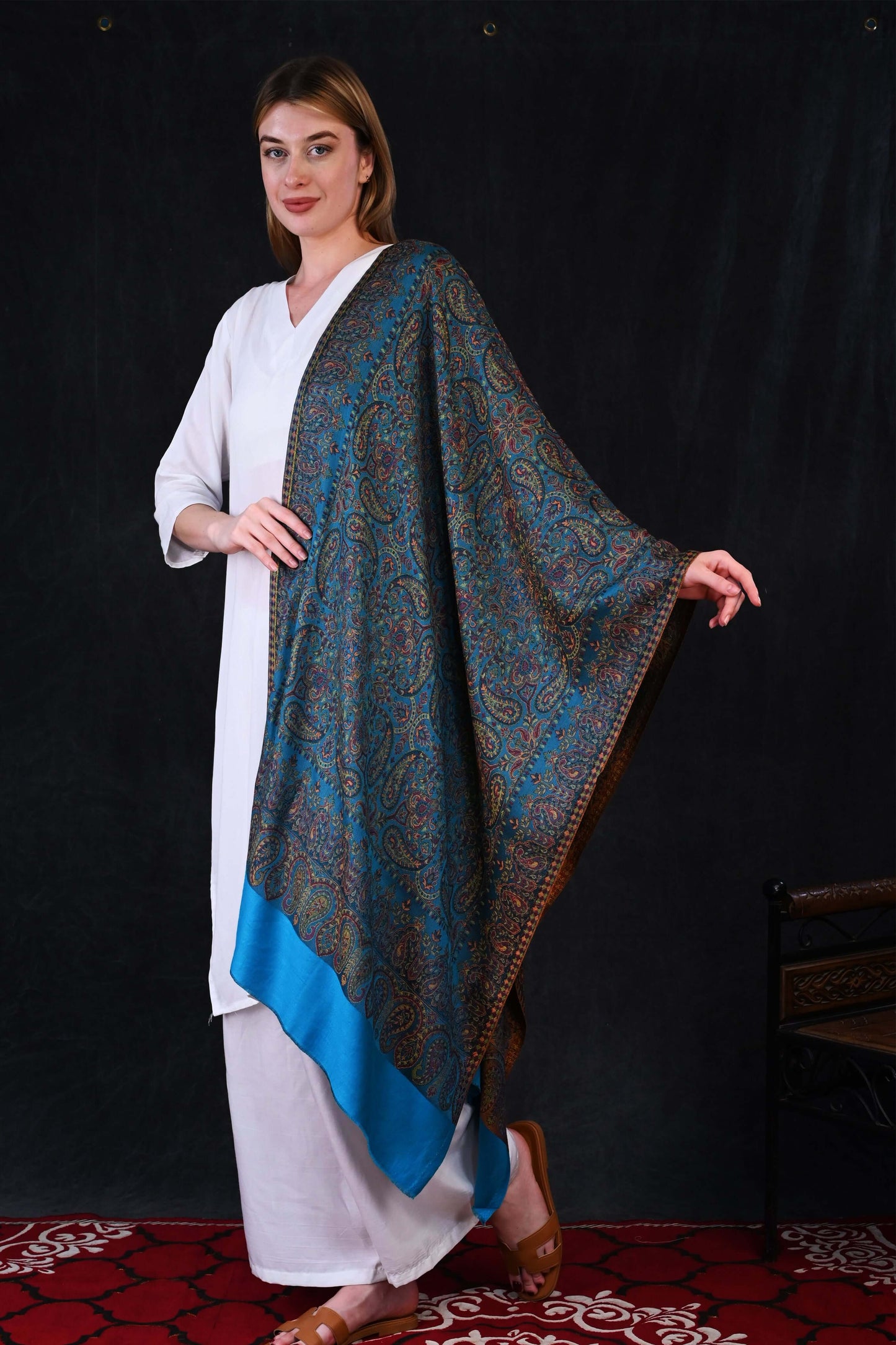 Teal Mirage – Modal Jamawar Stole with Regal Paisley Border