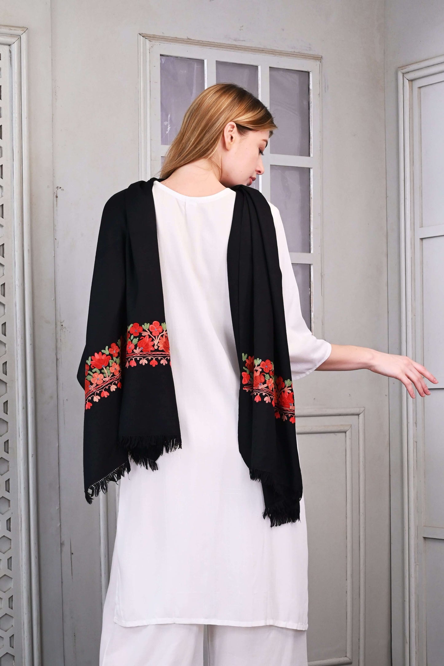 Woolen Aari Pala Stole – Black with Multicolor Floral Embroidery